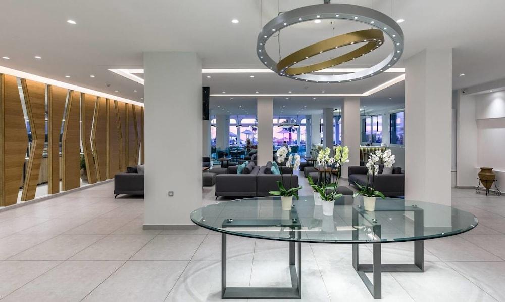 Beis Beach Hotel أخارافي المظهر الخارجي الصورة